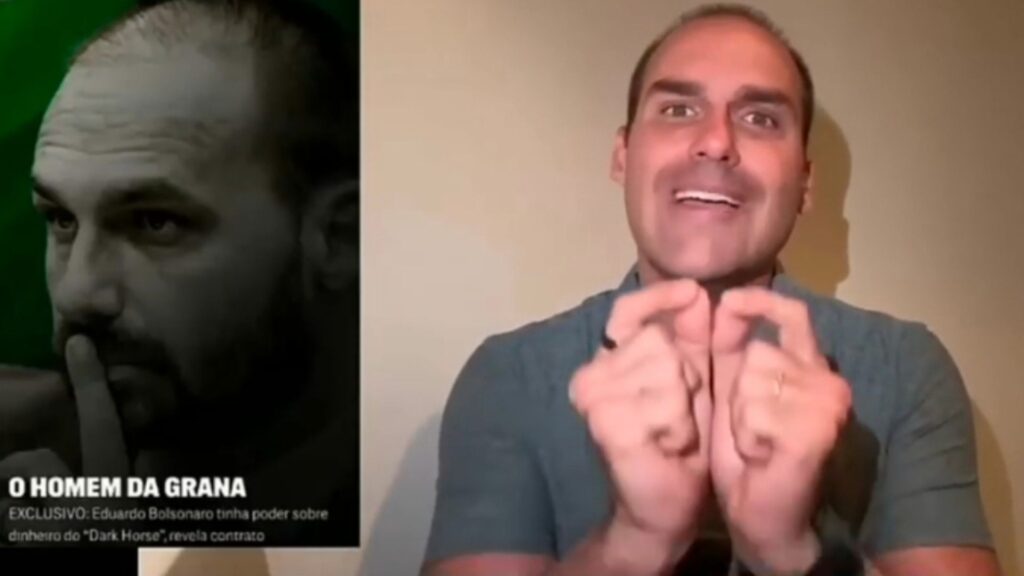 fugindo-de-jornalistas,-eduardo-bolsonaro-faz-video-de-“voz-unica”
