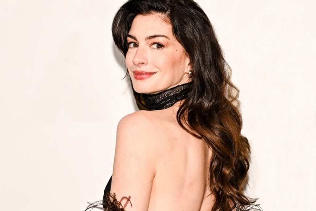 o-segredo-de-anne-hathaway-para-manter-a-aparencia-jovem-aos-43-anos