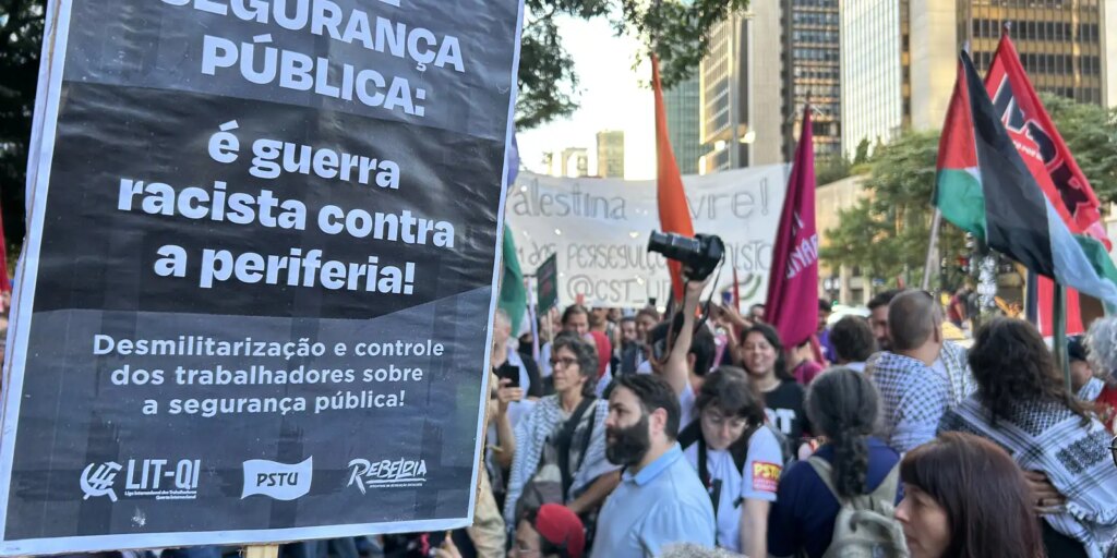 cordao-da-mentira-faz-ato-na-paulista-para-lembrar-crimes-de-maio