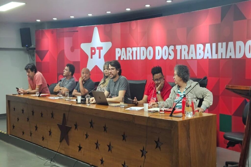 pt-df-lanca-pre-candidaturas-a-camara-dos-deputados;-veja-lista-de-nomes