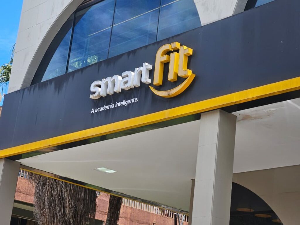 smart-fit-e-notificada-pela-secretaria-do-consumidor