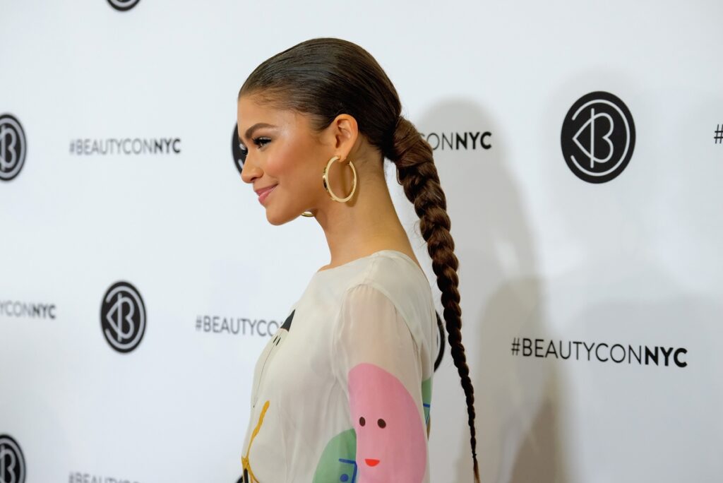 inspire-se-nos-rabos-de-cavalo-das-famosas-para-salvar-o-“bad-hair-day”