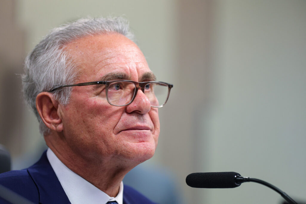 master:-cae-aprova-convocacao-de-ministro-da-previdencia-de-lula
