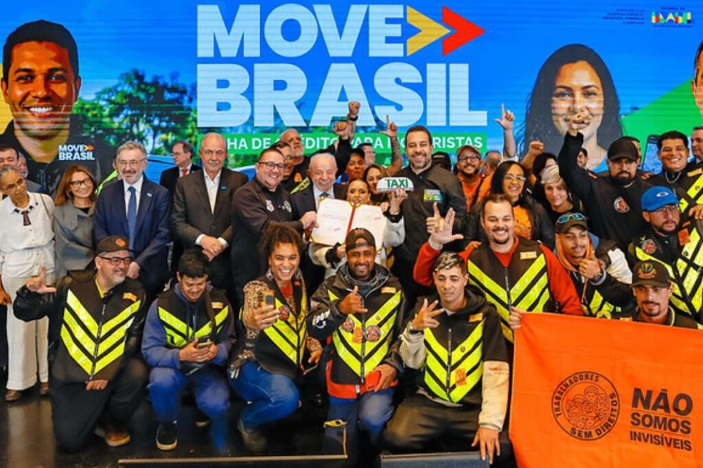 lula-promove-simone-e-marina:-“voces-podem-dar-votos-para-as-duas”.-veja-video