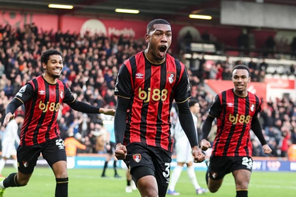 rayan-lidera-bournemouth-em-vaga-europeia-inedita-na-historia;-confira