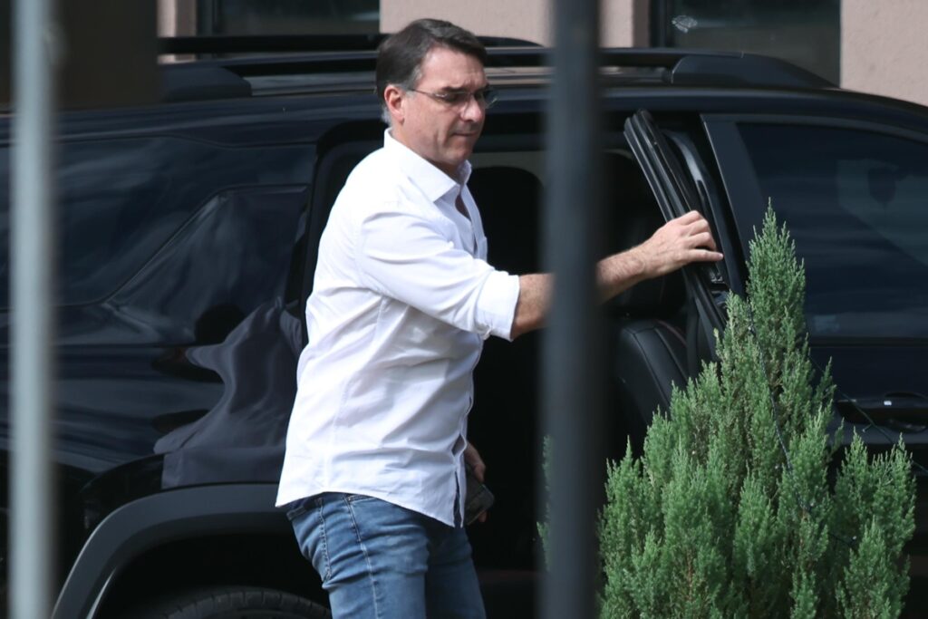 flavio-visitou-vorcaro-na-vespera-de-ser-anunciado-presidenciavel