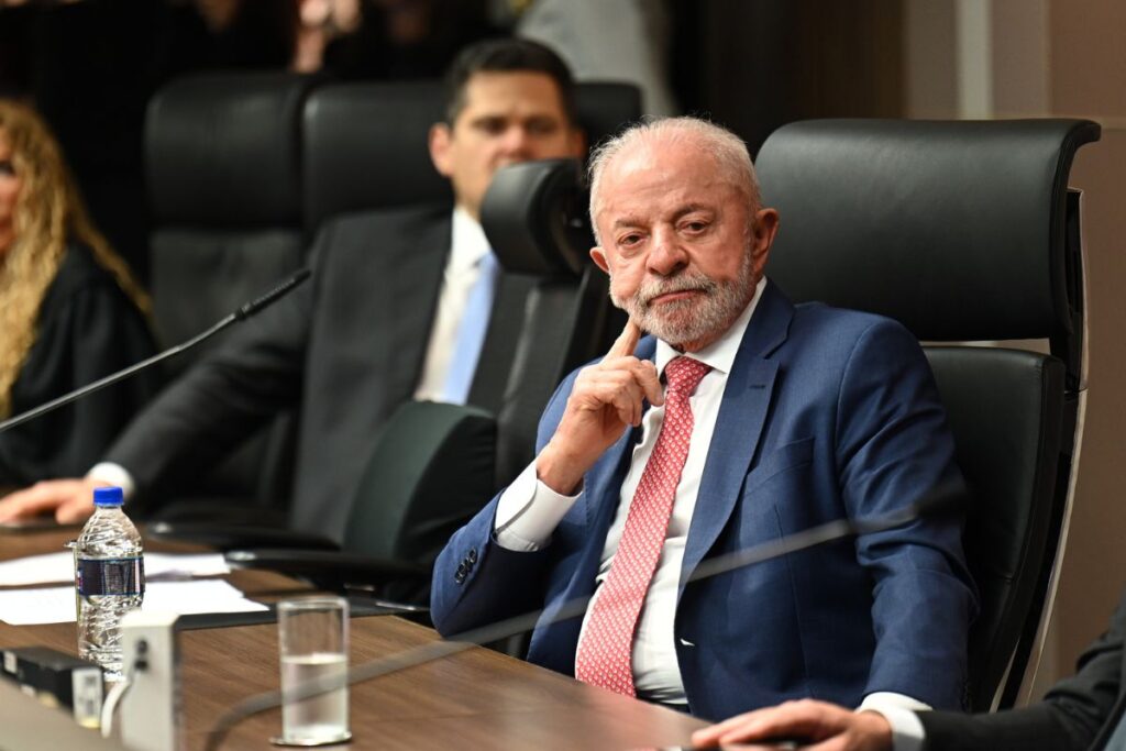 o-petit-comite-que-reuniu-lula-e-alcolumbre-em-brasilia