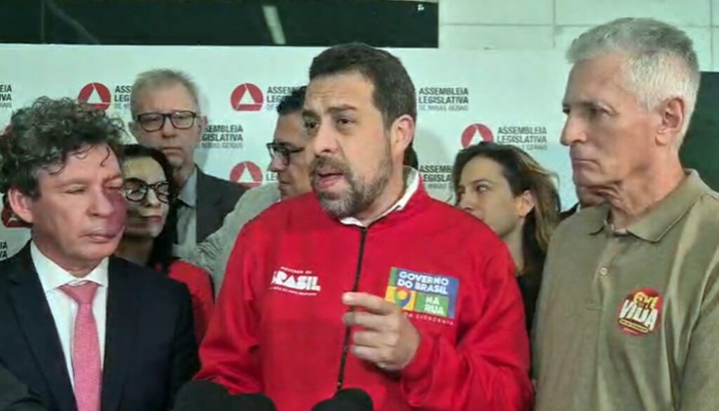 boulos-defende-fim-da-escala-6×1-e-diz-que-nikolas-quer-“bolsa-patrao”.-video