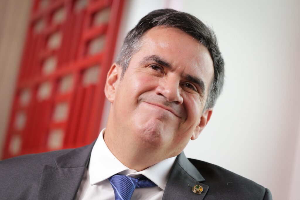 pf-investiga-repasse-de-r$-14-milhoes-da-refit-a-empresa-de-ciro-nogueira