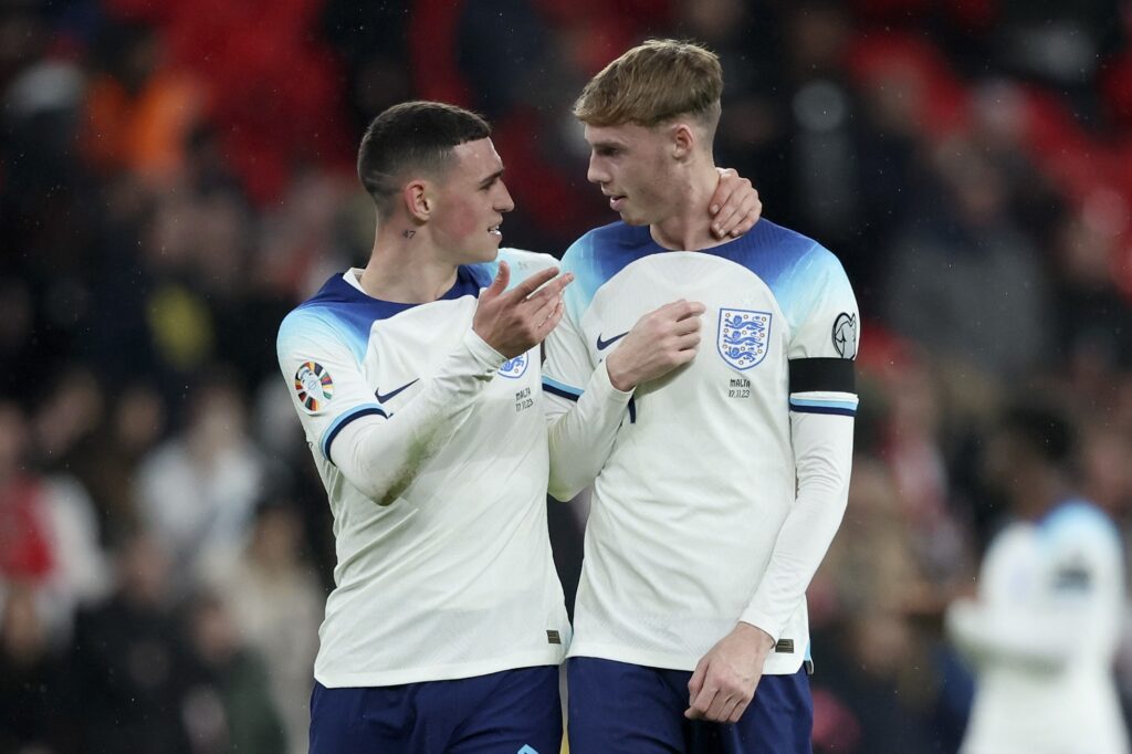 inglaterra-deve-deixar-foden-e-palmer-fora-da-copa,-diz-jornal