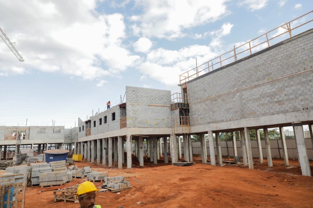 obras-em-residencial-que-tera-192-apartamentos-populares-avancam-no-df