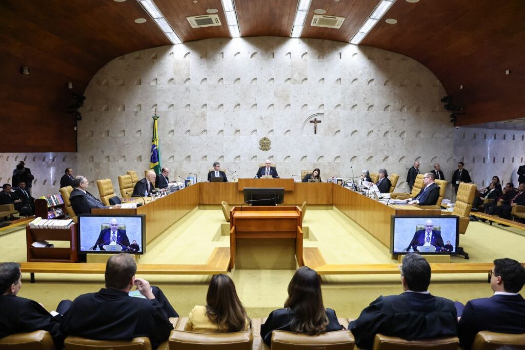 stf-inicia-julgamento-de-acao-contra-mudancas-na-lei-da-ficha-limpa