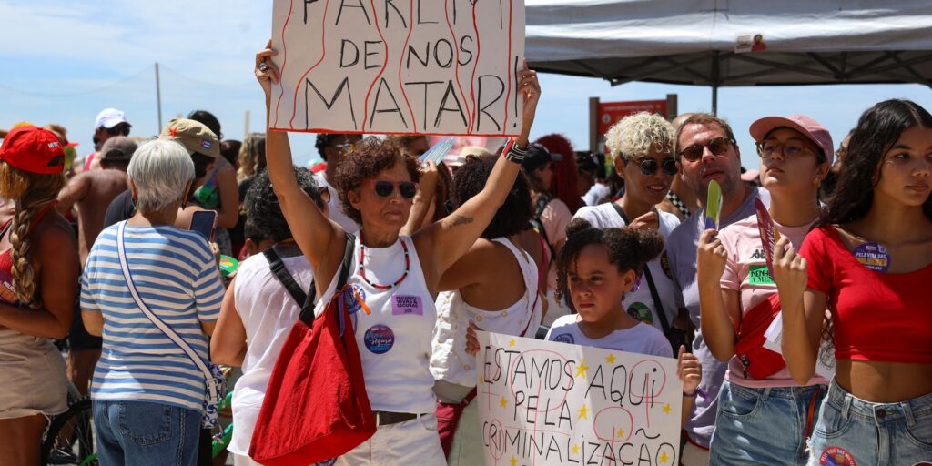 Entenda as novas regras que aumentam a proteção das mulheres entenda-as-novas-regras-que-aumentam-a-protecao-das-mulheres