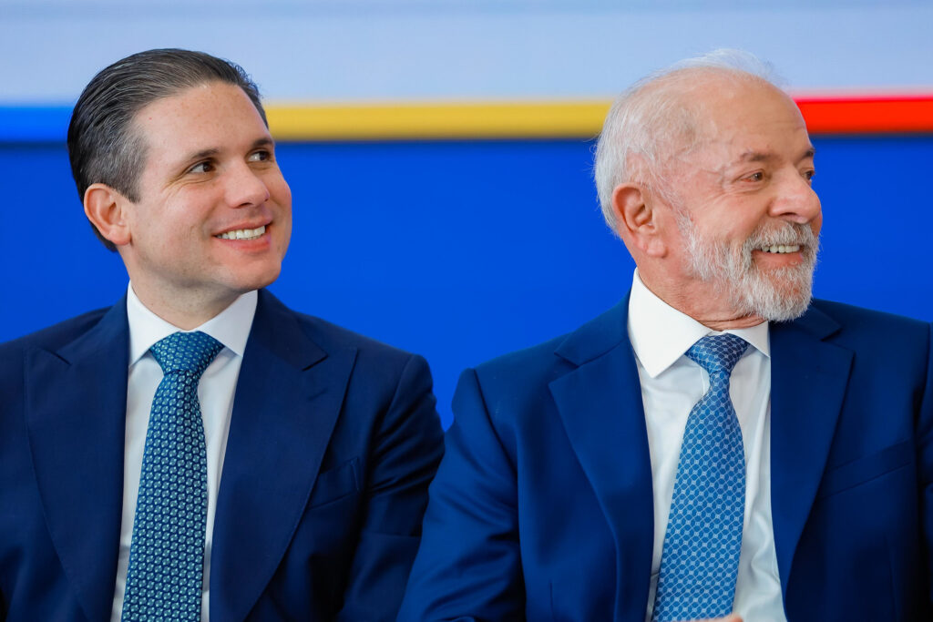 lula-confirma-reuniao-com-motta-na-segunda-(25)-para-tratar-da-pec-6×1