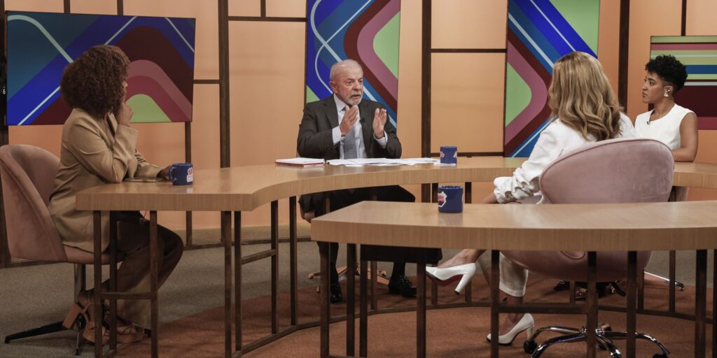 Lula diz que monitora preço dos combustíveis todos os dias lula-diz-que-monitora-preco-dos-combustiveis-todos-os-dias