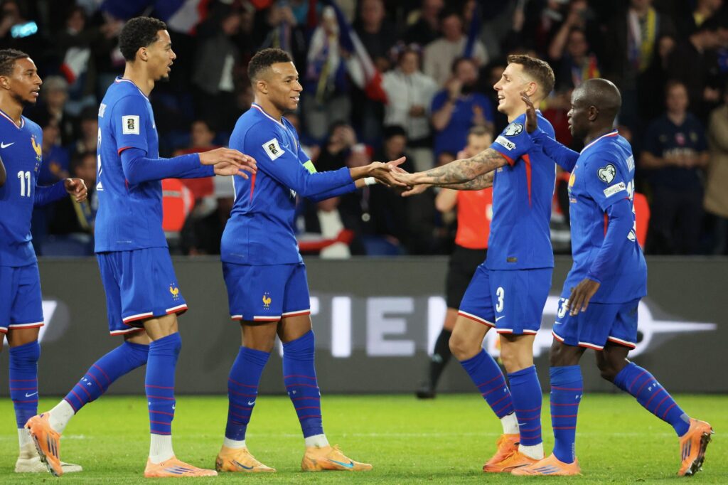 atletas-da-franca-se-irritam-com-possivel-reducao-de-premiacao-na-copa