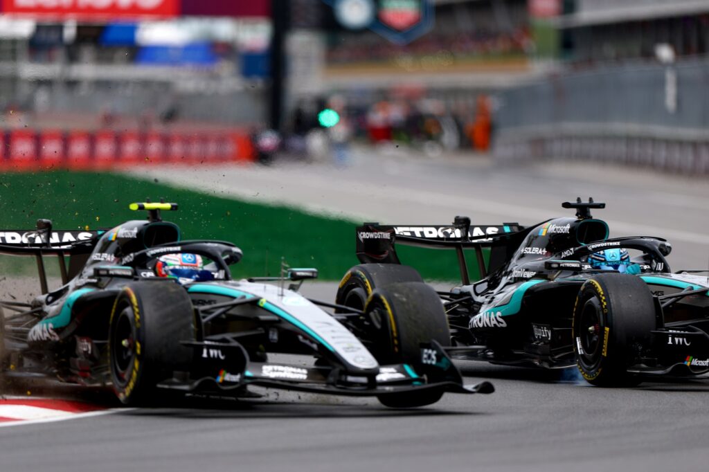 f1:-russell-resiste-a-disputa-com-antonelli-e-vence-sprint-no-canada