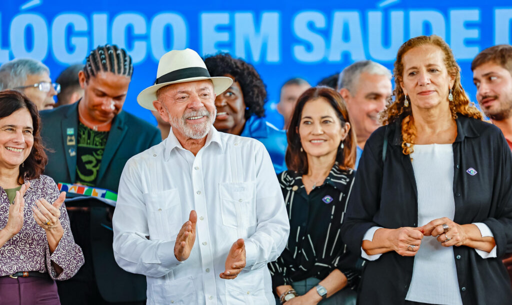 lula:-“disse-a-trump-que-brasil-nao-da-preferencia-nem-aos-eua-nem-a-china”