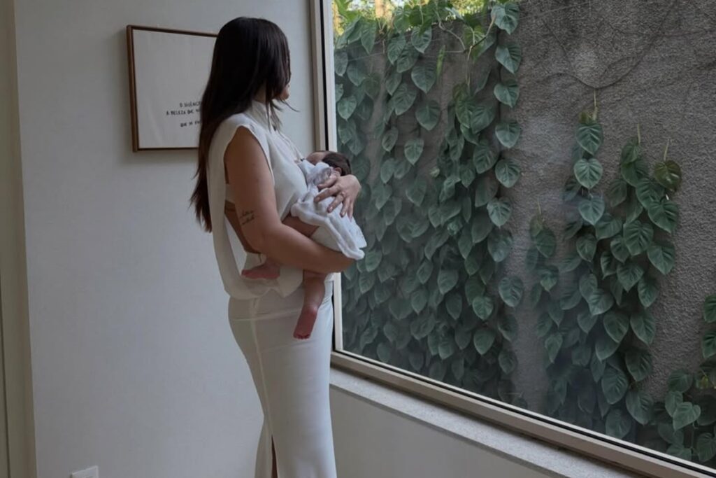 rafa-kalimann-mostra-casa-em-que-vive-com-cantor-e-filha-recem-nascida