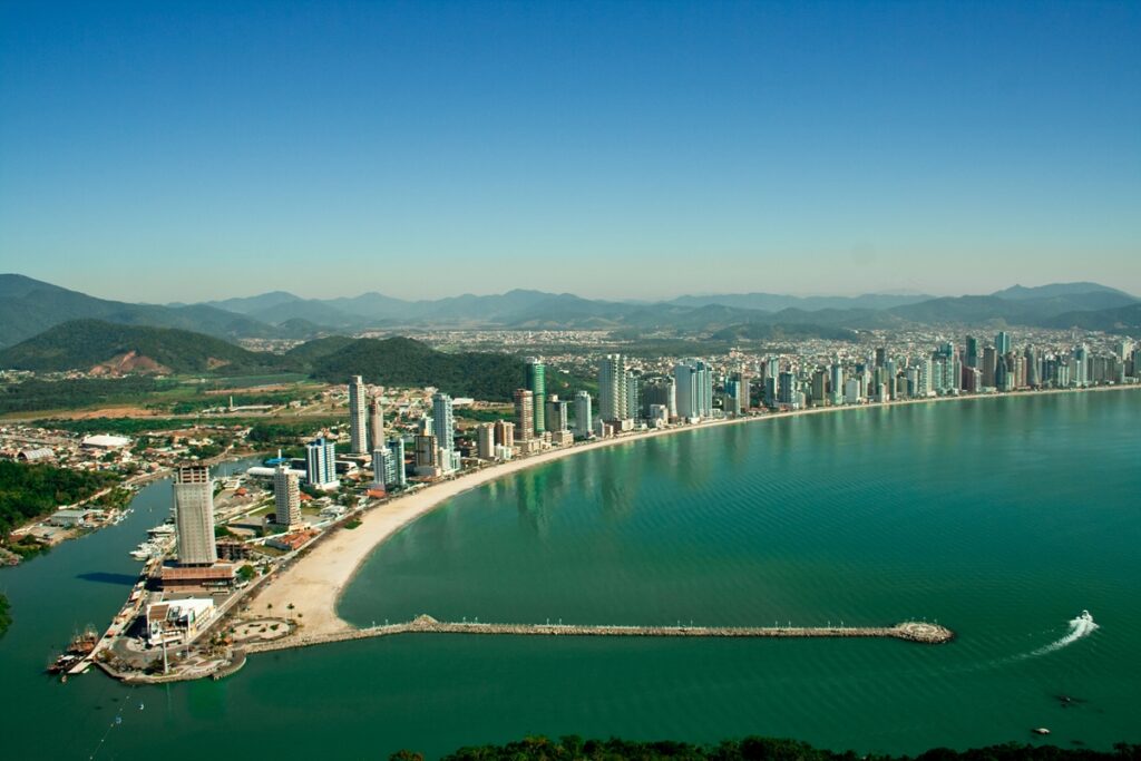 obra-pode-fazer-praia-superar-balneario-camboriu-no-metro-quadrado