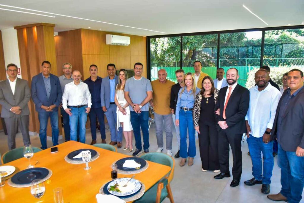 celina-reune-presidentes-de-12-partidos-apos-treta-com-ibaneis:-“alianca”