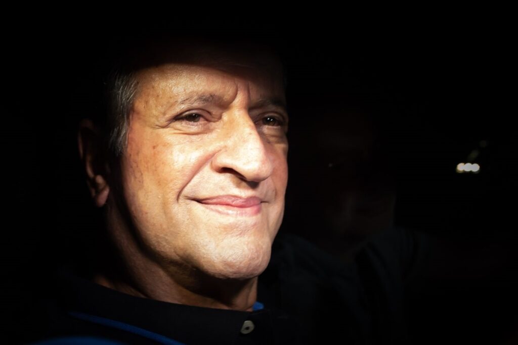 valdemar-comete-sincericidio-e-contradiz-versao-de-flavio-bolsonaro