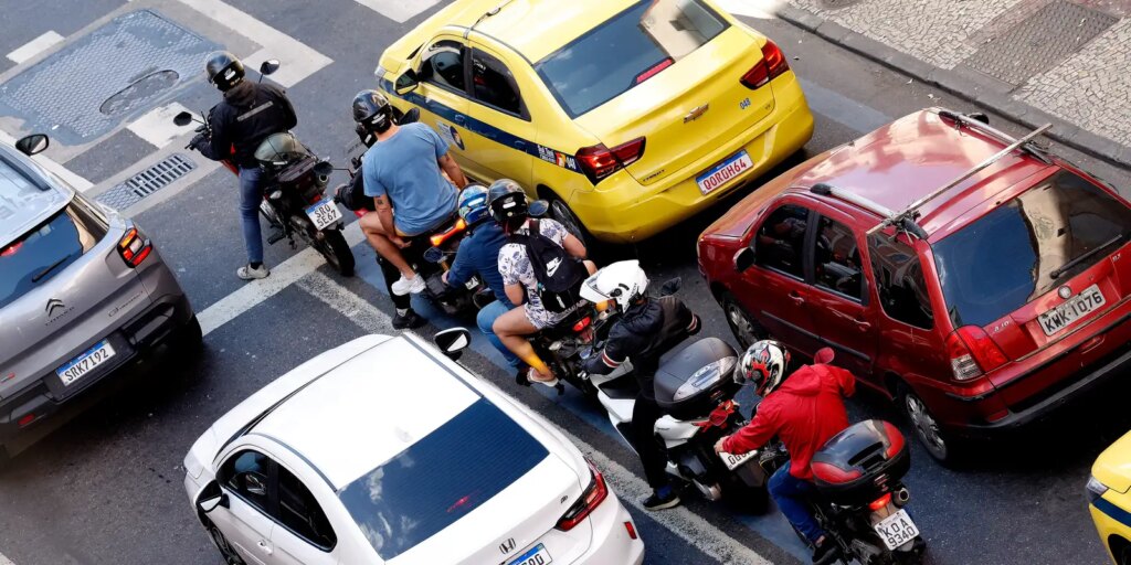 mortes-envolvendo-moto-aumentam-com-expansao-da-economia-de-aplicativo
