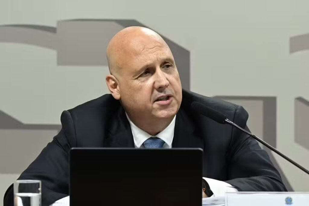 senado-aprova-ida-semestral-do-presidente-da-cvm-para-prestar-contas