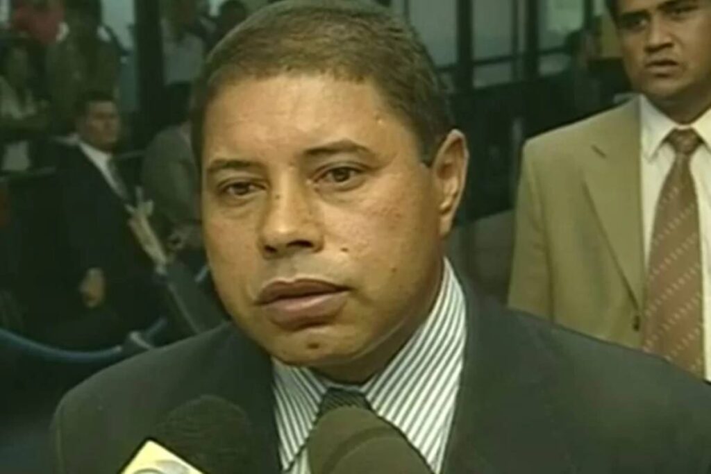 justica-remarca-juri-de-ex-deputado-acusado-de-mandar-matar-adolescente-no-df
