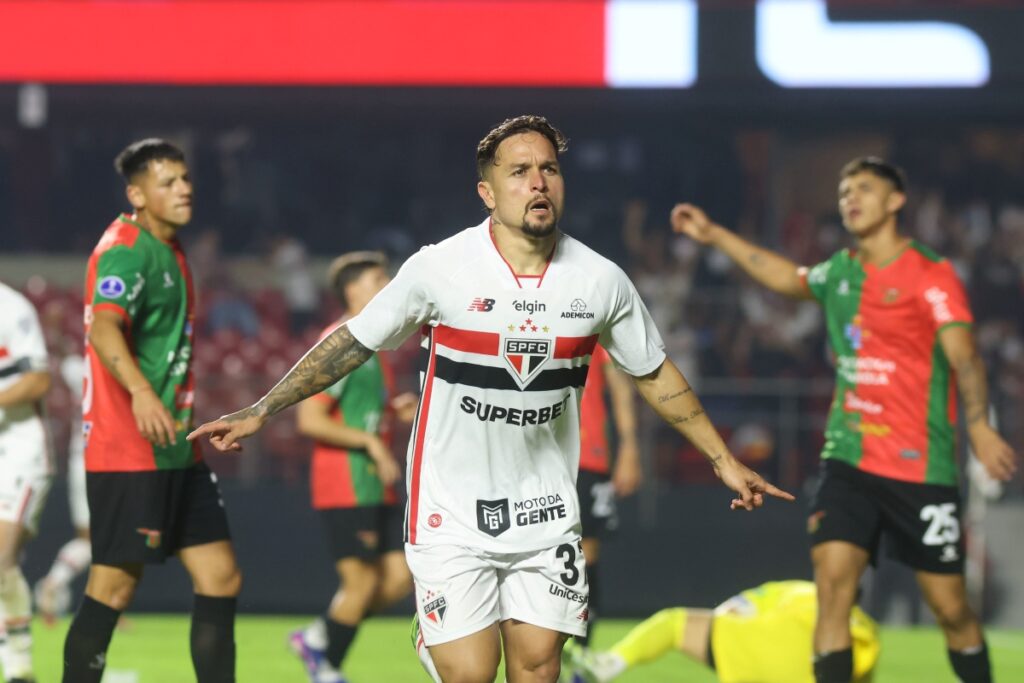 sao-paulo-vence-boston-river-e-avanca-as-oitavas-da-copa-sul-americana