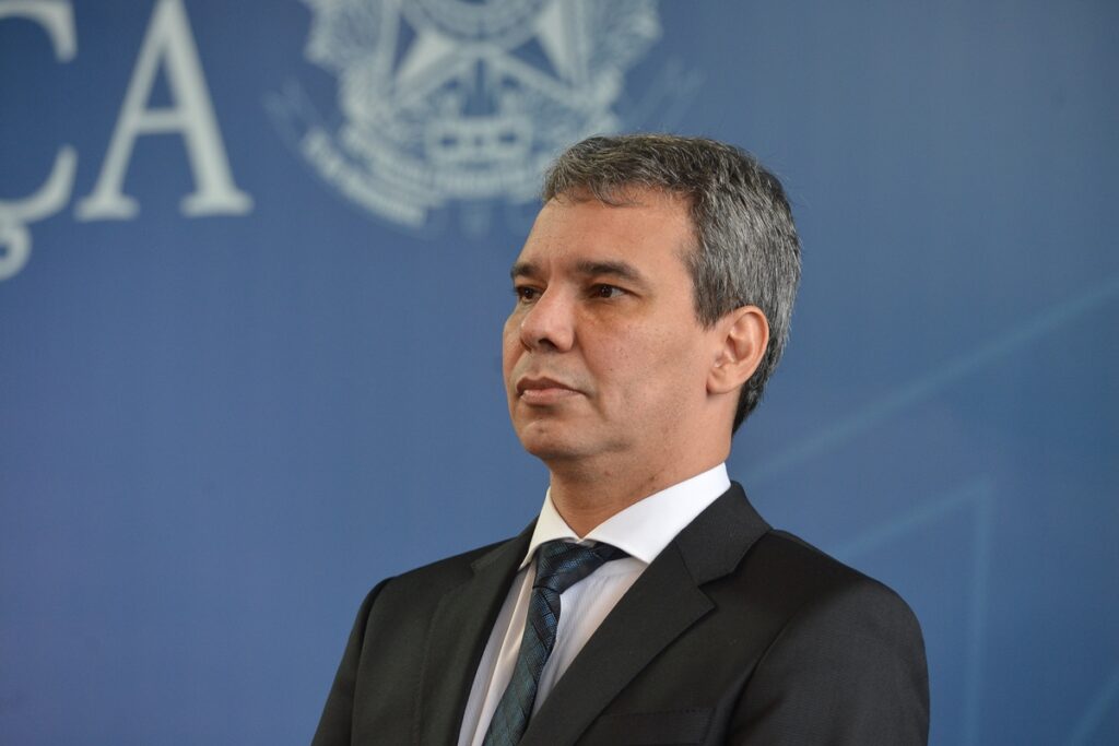 ministro-da-justica-vai-a-camara-explicar-caso-ramagem-nesta-quarta