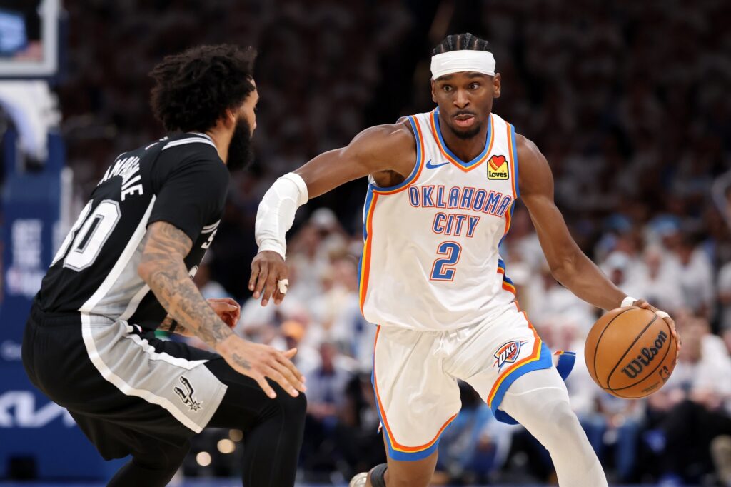 nba:-okc-supera-spurs-e-esta-a-uma-vitoria-do-titulo-do-oeste
