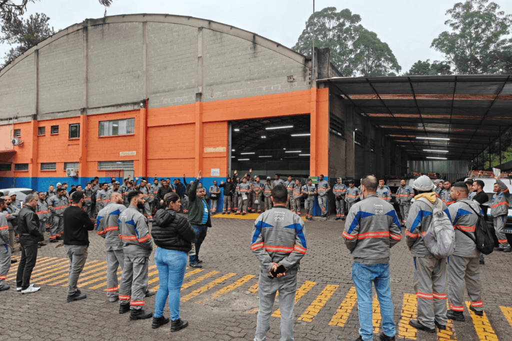 eletricitarios-de-sp-podem-entrar-em-greve-nesta-quinta.-entenda