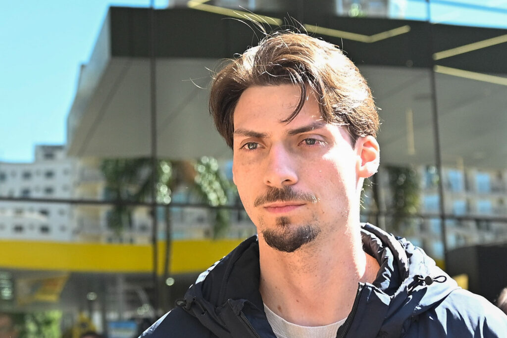 jair-renan-sobre-visita-a-bolsonaro:-“firme,-lucido-e-com-fe-intacta”