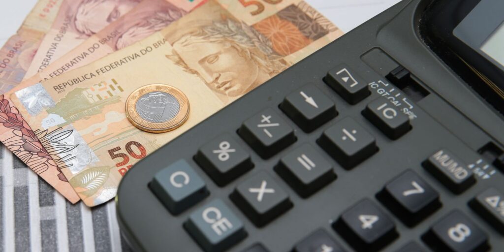 divida-publica-sobe-1,91%-em-abril-e-encosta-em-r$-8,8-trilhoes
