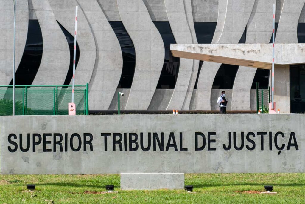 pgr-denuncia-9-pessoas,-entre-ex-chefe-de-gabinete-de-ministra-e-ex-servidor,-por-venda-de-sentencas-no-stj