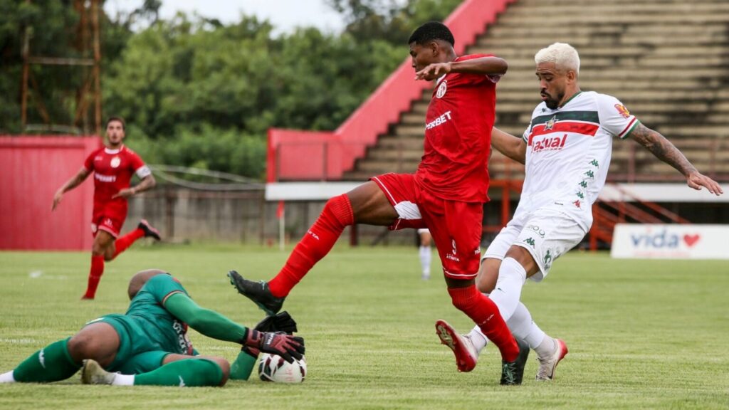 serie-d-zeroum:-duelo-entre-portuguesa-rj-x-america-rj-agita-9a-rodada