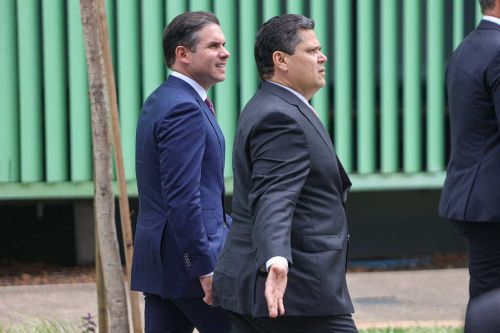 atlas/intel:-motta-e-alcolumbre-tem-a-pior-imagem-entre-politicos