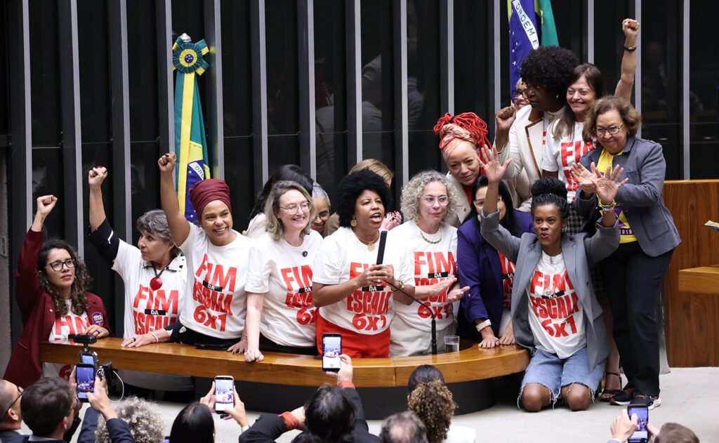 entenda-ponto-a-ponto-da-pec-do-fim-da-6×1-aprovada-na-camara