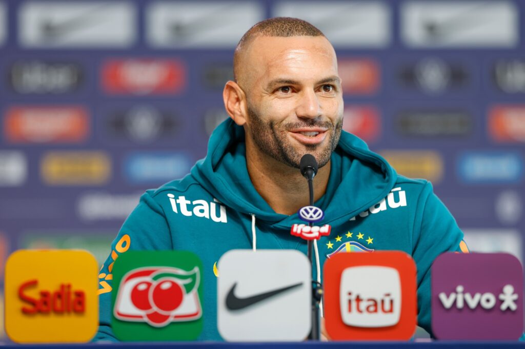weverton-comenta-desmaio-em-comemoracao-apos-convocacao-para-copa