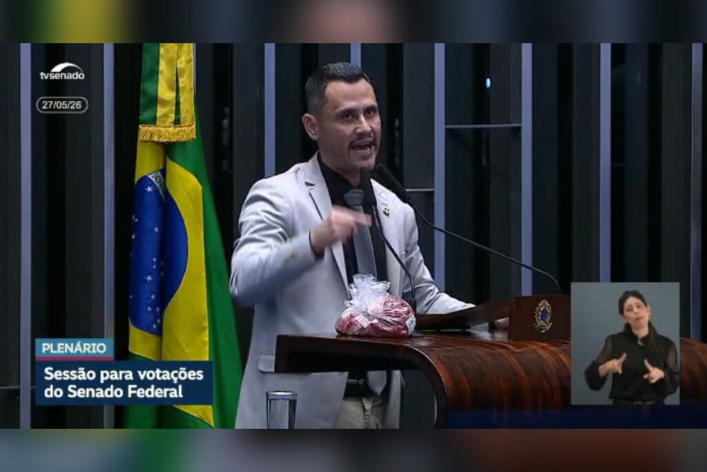 cleitinho-sobre-o-fim-da-6×1:-“se-fosse-o-bolsonaro-estavam-batendo-palmas”