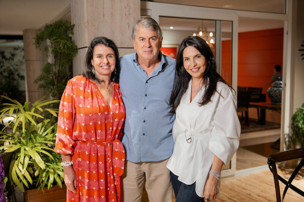 denise-torres-e-luiz-andre-celebram-weni-maranhao-em-noite-de-pizza