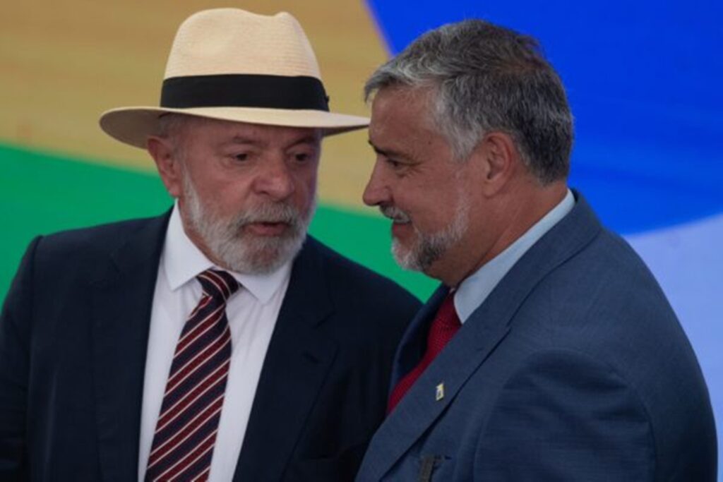 lider-do-governo-apos-acao-dos-eua:-“brasil-nao-precisa-se-ajoelhar”