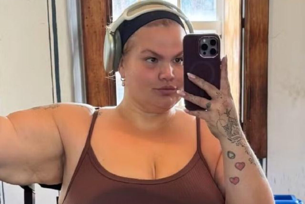 de-maio,-thais-carla-mostra-antes-e-depois-apos-perder-100-kg
