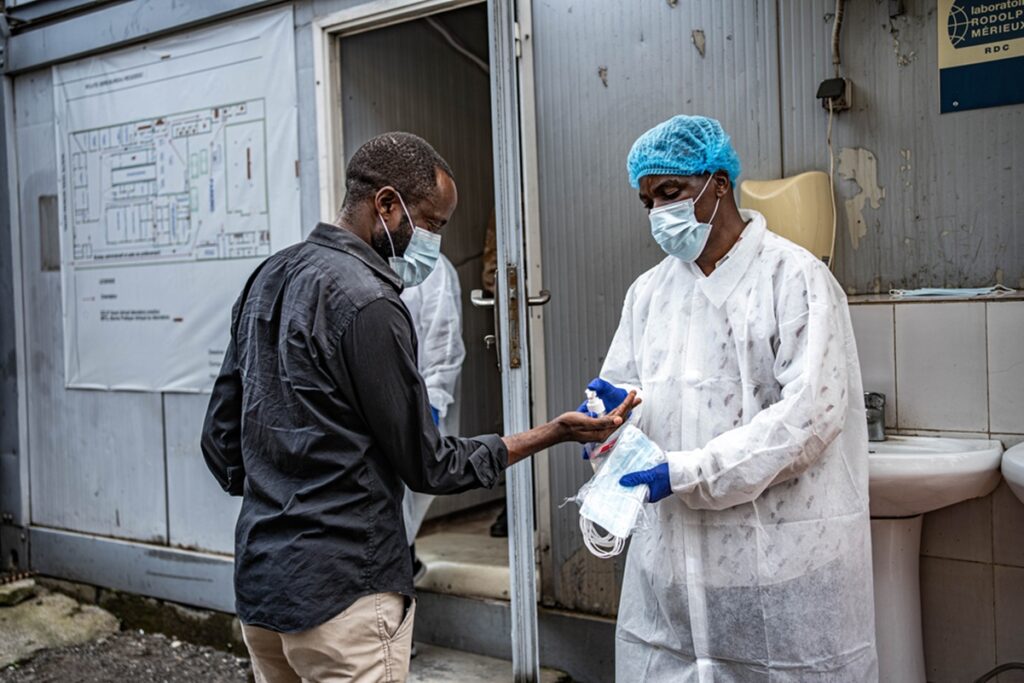 ajuda-global-e-insuficiente-para-conter-epidemia-de-ebola-no-congo