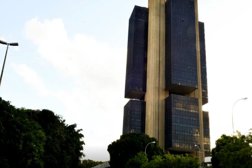 bc-quer-relatorio-de-auditoria-para-autorizar-empresas-de-criptomoedas