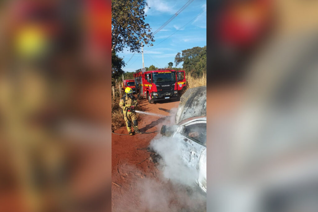 veiculo-pega-fogo-em-area-rural-de-ituiutaba-em-minas