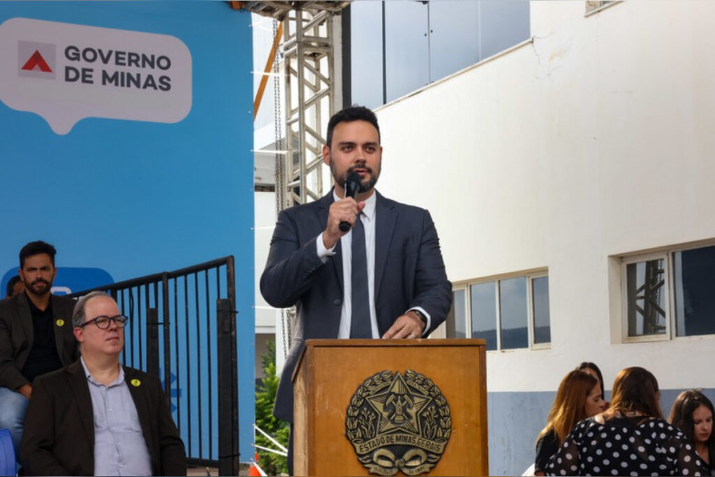 gustavo-braga-toma-posse-como-novo-secretario-de-educacao-de-minas