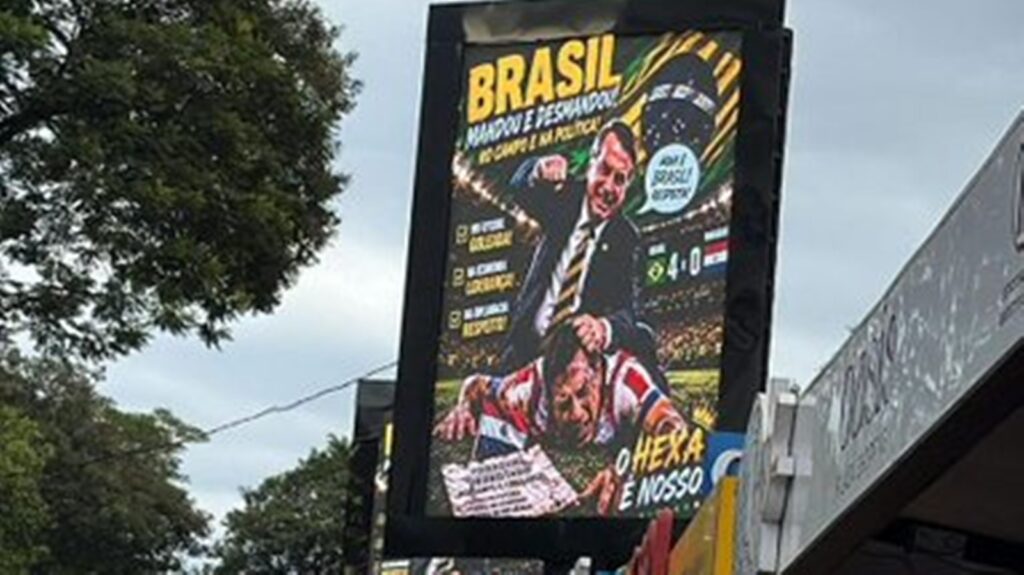 flavio-se-manifesta-sobre-outdoor-de-bolsonaro-agredindo-gustavo-gomez