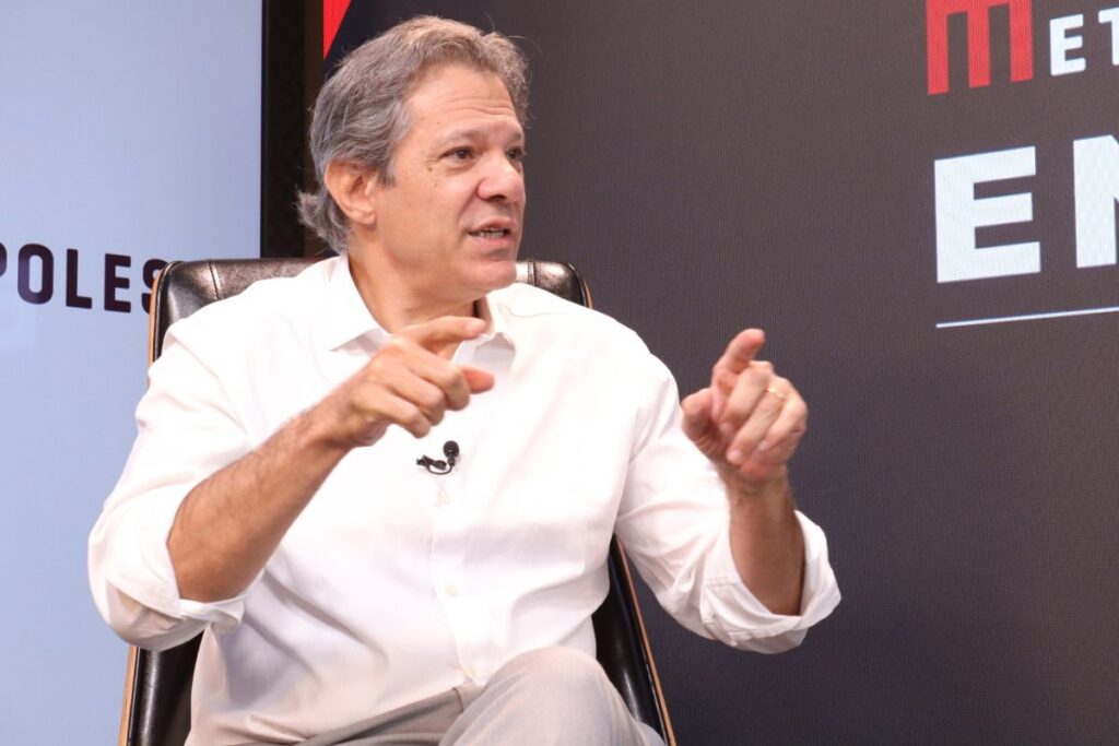 “estranho-e-tarcisio-elogiar”,-diz-haddad-sobre-acao-de-flavio-nos-eua